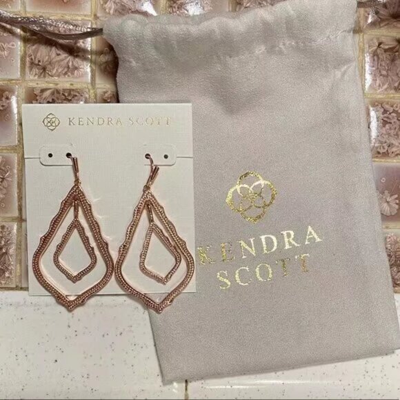 Kendra Scott Stud Earrings - Picture 3 of 6